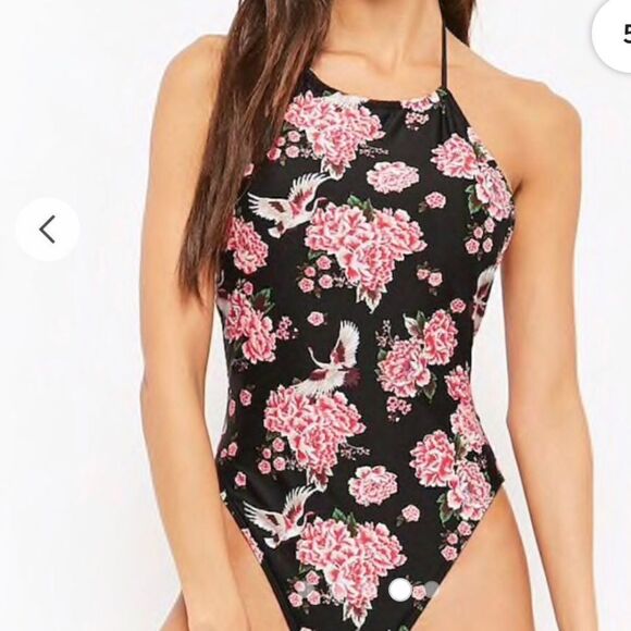 Black halter neck one piece swimsuit with roses and cranes print - Picture 9 of 14